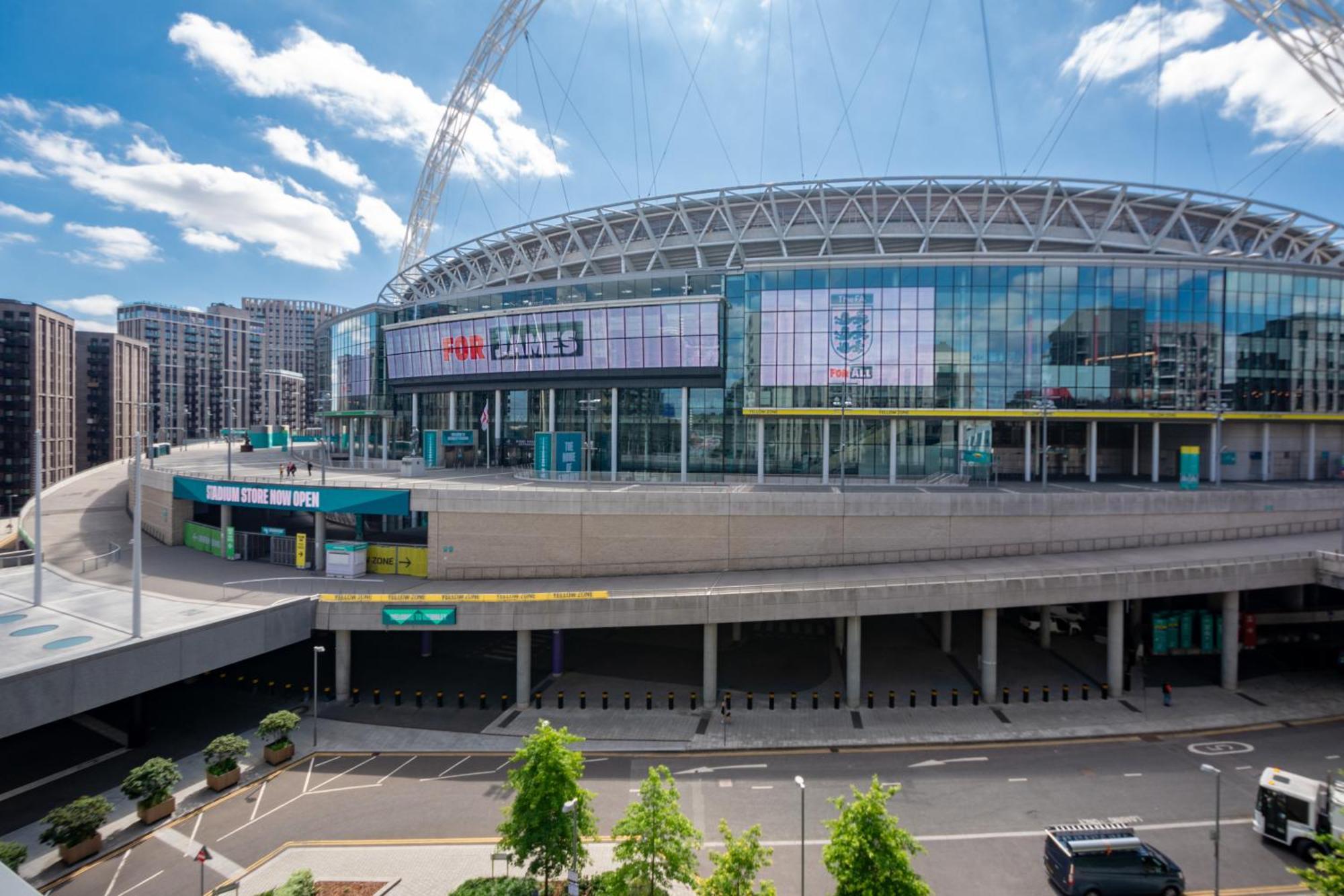 Spacious Two Bedroom Apartment At Wembley Park London Exterior photo